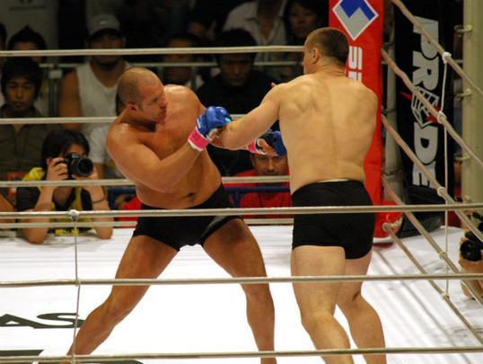 Relembre a luta fantstica entre Fedor Emelianenko e Mirko Cro Cop, vencida por Fedor por deciso unnime no PRIDE