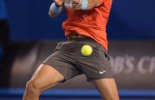 Fotos da vitria de Nadal sobre Federer na semifinal na Austrlia