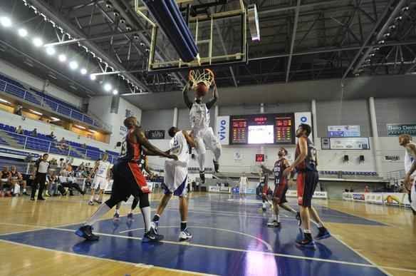 Imagens do duelo entre Minas e Braslia, na Arena JK, em Belo Horizonte, pelo NBB