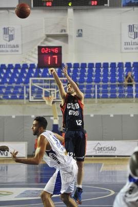 Imagens do duelo entre Minas e Braslia, na Arena JK, em Belo Horizonte, pelo NBB