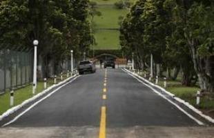 Imagens da nova Granja Comary, reinaugurada nesta quarta-feira. O local ser a casa da seleo brasileira na Copa do Mundo. 
