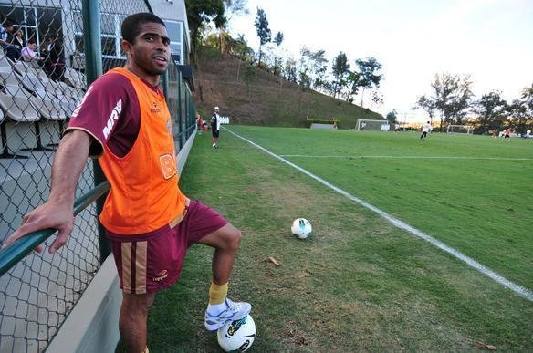 2012 - Junior César