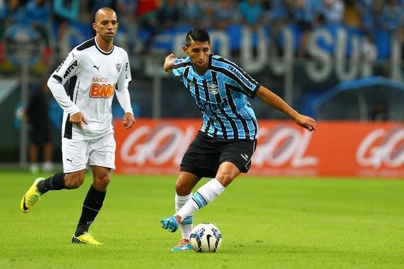 Imagens do confronto entre Grmio e Atltico, em Porto Alegre, pela segunda rodada do Campeonato Brasileiro