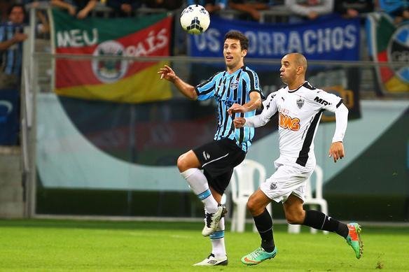 Imagens do confronto entre Grmio e Atltico, em Porto Alegre, pela segunda rodada do Campeonato Brasileiro