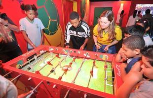 Jogo de Pebolim  proporcionado aos visitantes que foram ao stand no Shopping Del Rey