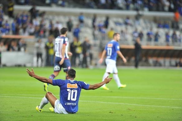 Imagens do jogo entre Cruzeiro e San Lorenzo, no Mineiro, pelas quartas de final da Libertadores