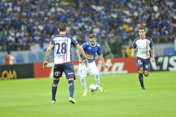 Imagens do jogo entre Cruzeiro e San Lorenzo, no Mineiro, pela Libertadores