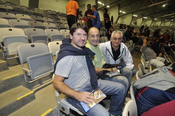 Torcidas de Cruzeiro e San Lorenzo no Mineiro, em duelo das quartas de final da Libertadores
