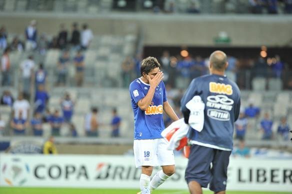 A tristeza dos cruzeirenses com a eliminao na Copa Libertadores