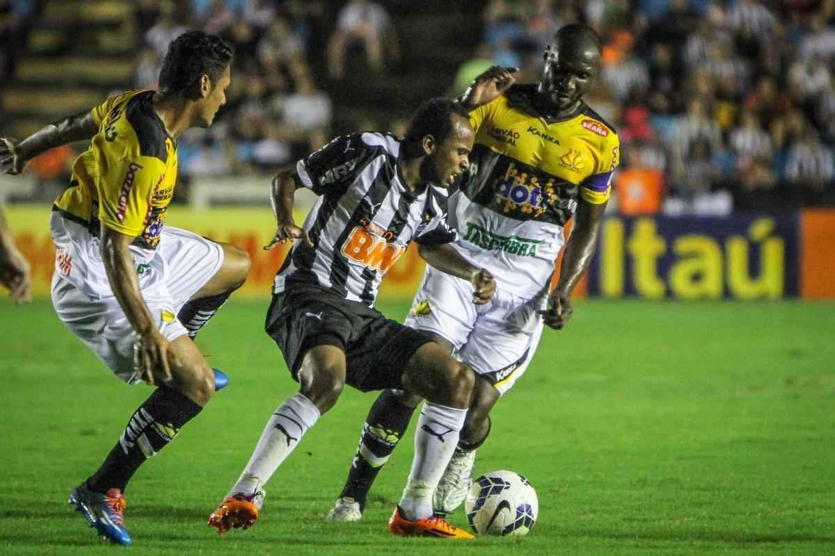 Fotos do empate entre Atltico e Cricima