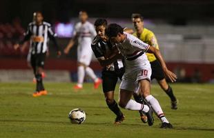 Fotos do jogo entre So Paulo e Atltico, no Morumbi, pela 9 rodada do Brasileiro