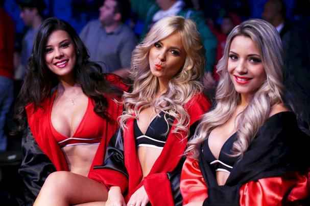 Imagens das lutas do TUF Brasil 3 Finale, em So Paulo - Octagon girls do UFC, Camila Oliveira, Jhenny Andrade e Fernanda Hernandes, estreando em SP