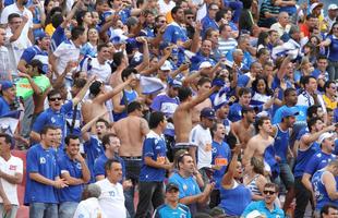 Cruzeiro goleou Flamengo por 3 a 0 no Parque do Sabi e mantm liderana do Brasileiro