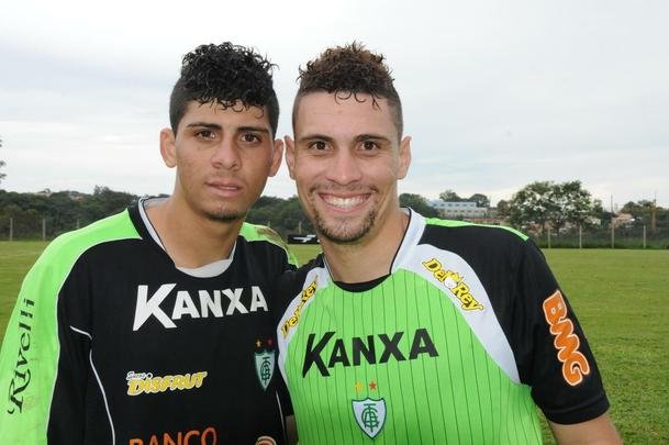 Matheus, irmão mais novo de Moisés, é titular absoluto do América desde o meio de 2013