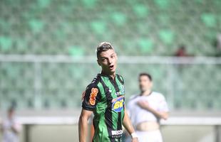 Andrei Girotto chegou ao Amrica em abril de 2013. Desde ento, ele disputou 55 partidas, fez sete gols e deu duas assistncias, alm de receber 24 cartes amarelos e um vermelho