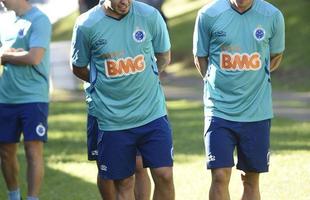 Aps duas semanas de folga, Cruzeiro retorna aos treinamentos com novidades