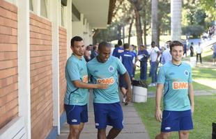Aps duas semanas de folga, Cruzeiro retorna aos treinamentos com novidades