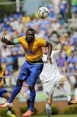 Gols do Cruzeiro foram marcados por Jlio Baptista, Manoel e Marlone (trs vezes)