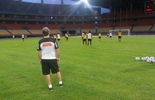 No estdio Guangxi, Galo fez o ltimo treino em territrio chins
