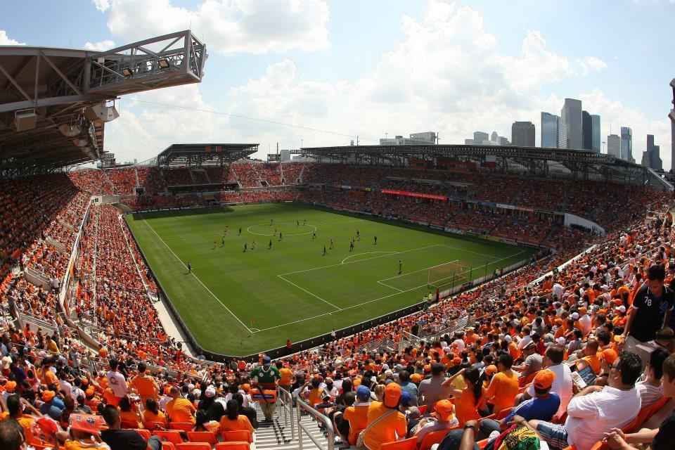 Estdio BBVA Compass pertence ao Houston Dynamo, time de futebol dos Estados Unidos, e conta com camarotes luxuosos