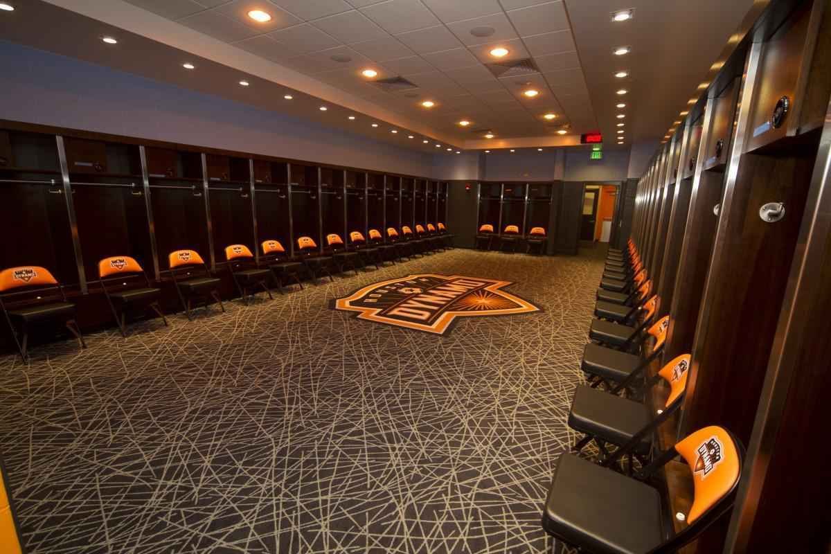 Estdio BBVA Compass pertence ao Houston Dynamo, time de futebol dos Estados Unidos, e conta com camarotes luxuosos