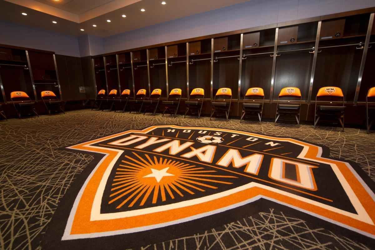 Estdio BBVA Compass pertence ao Houston Dynamo, time de futebol dos Estados Unidos, e conta com camarotes luxuosos