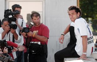 Fred foi negociado com o Lyon por 15 milhes de euros, em 2005