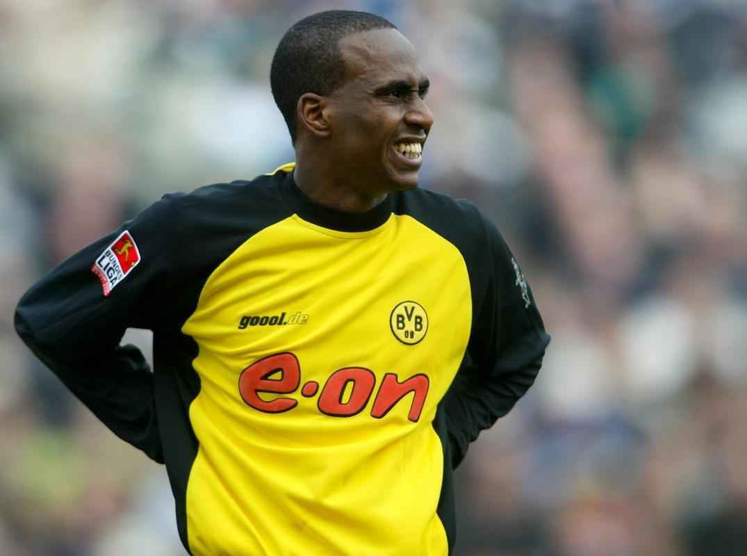Lateral Evanlson foi vendido ao Borussia Dortmund em 1999 por US$ 7 milhes