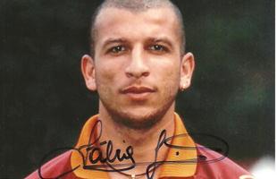 Fbio Jnior deixou o Cruzeiro rumo  Roma por US$ 15 milhes, em 1999