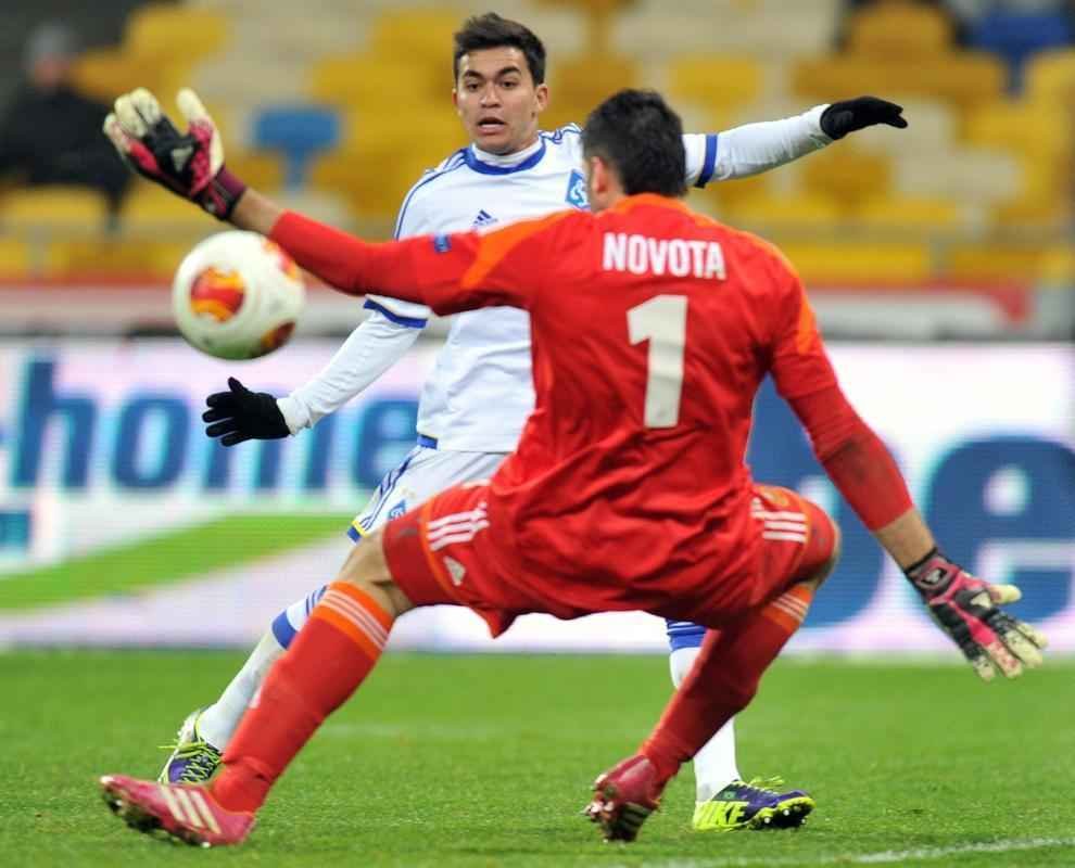 Em 2011, o Cruzeiro vendeu o jovem atacante Dudu para o Dnamo de Kiev, por 5 milhes de euros