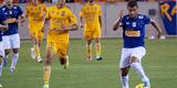 Com dois gols de Ricardo Goulart, Cruzeiro derrotou o Tigres do Mxico, em Houston