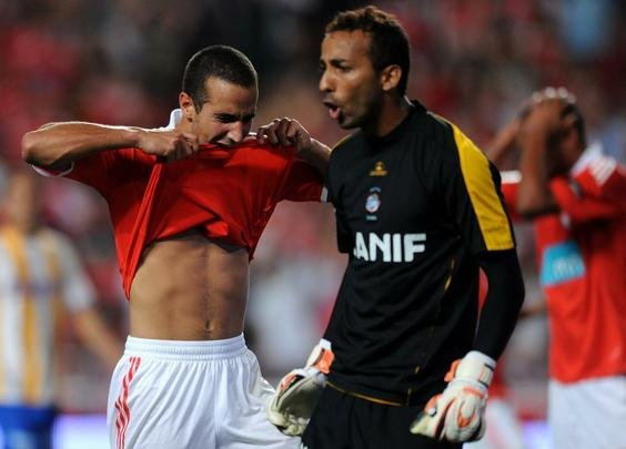 Peterson Peanha - o experiente Peanha, de 34 anos,  dolo das torcidas de Paos de Ferreira e Martimo. Ele tambm acumula passagens por clubes de menor porte do Brasil e pelo Thrasyvoulos Fylis, da Grcia.