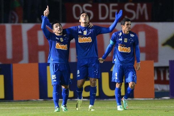 No Brasileiro deste ano, Willian marcou o gol da virada do Cruzeiro sobre o Internacional em Caxias, na vitria por 3 a 1.