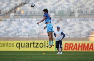 Cruzeiro treinou no Mineiro na vspera da volta ao Campeonato Brasileiro, contra o Vitria