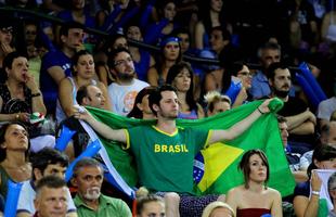 Seleo Brasileira arrasa a Itlia e garante vaga na final contra os EUA: 3 sets a 0