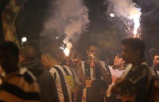 Imagens da festa da torcida do Atltico nos arredores do Mineiro para final contra o Lans