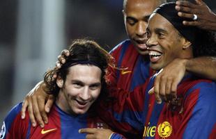 Imagens de arquivo de 2007: Messi e Ronaldinho voltaro a jogar juntos nesta sexta-feira, em Portugal, na despedida de Deco