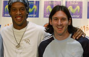Imagens de arquivo de 2007, antes de jogo beneficente na Argentina: Messi e Ronaldinho voltaro a jogar juntos nesta sexta-feira, em Portugal, na despedida de Deco