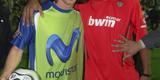 Imagens de arquivo de 2007, em jogo beneficente na Argentina: Messi e Ronaldinho voltaro a jogar juntos nesta sexta-feira, em Portugal, na despedida de Deco