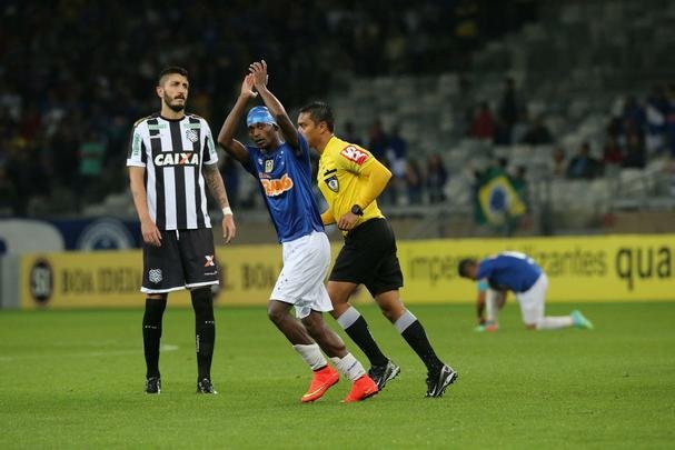 No Mineiro, equipes se enfrentam pela 12 rodada do Campeonato Brasileiro