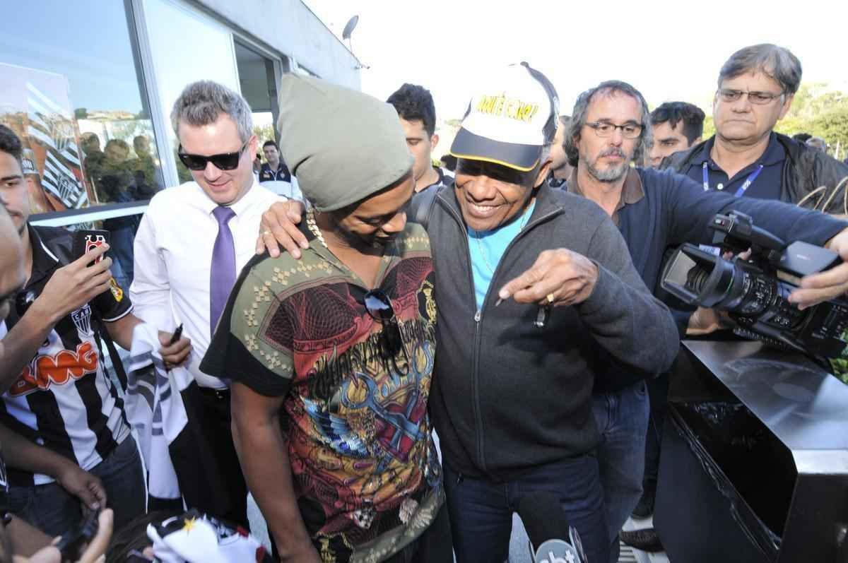 Ronaldinho Gacho se despede do Atltico em entrevista coletiva