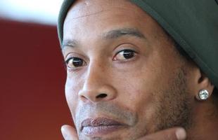 Ronaldinho se despediu do Atltico na manh desta quarta-feira, em entrevista coletiva na Cidade do Galo