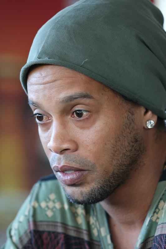 Ronaldinho se despediu do Atltico na manh desta quarta-feira, em entrevista coletiva na Cidade do Galo