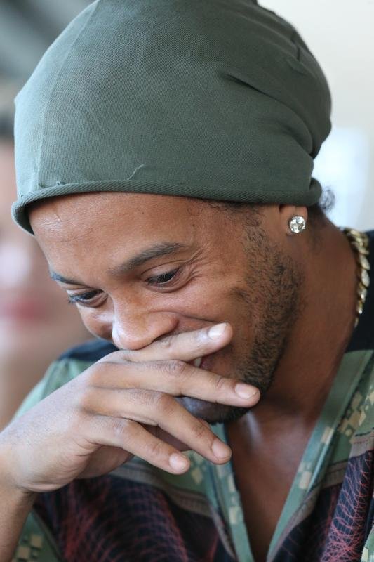 Ronaldinho se despediu do Atltico na manh desta quarta-feira, em entrevista coletiva na Cidade do Galo