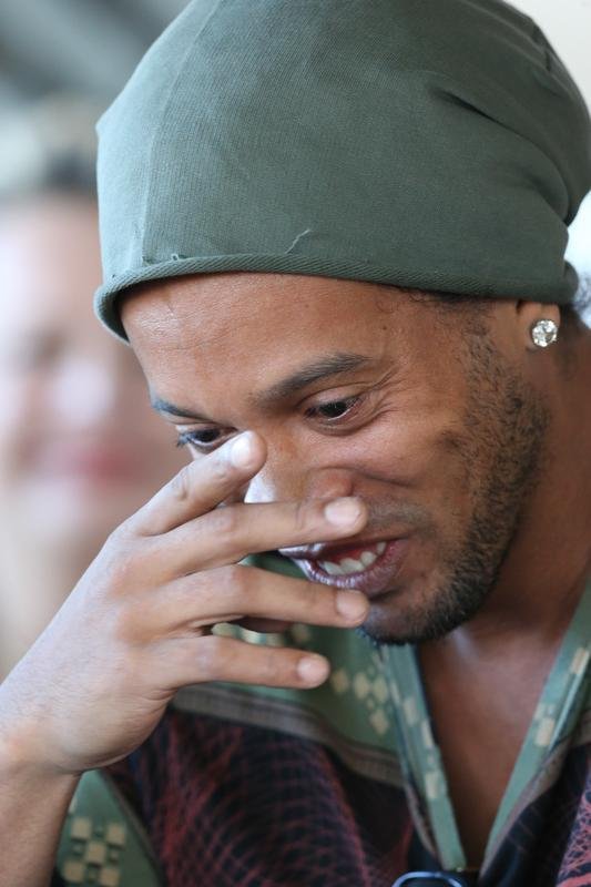 Ronaldinho se despediu do Atltico na manh desta quarta-feira, em entrevista coletiva na Cidade do Galo