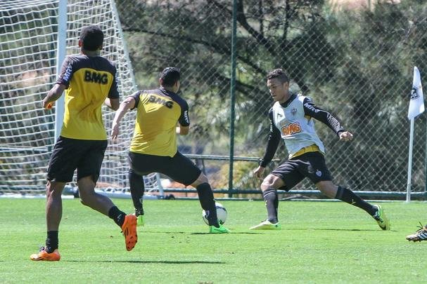 Imagens da reapresentação do Atlético nesta segunda - Jô não esteve na Cidade do Galo e foi cortado da lista do jogo contra a Chapecoense, na quarta feira