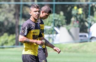 Imagens da reapresentao do Atltico nesta segunda - J no esteve na Cidade do Galo e foi cortado da lista do jogo contra a Chapecoense, na quarta feira