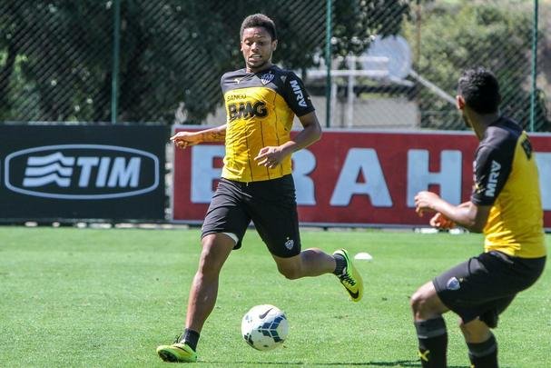 Imagens da reapresentação do Atlético nesta segunda - Jô não esteve na Cidade do Galo e foi cortado da lista do jogo contra a Chapecoense, na quarta feira