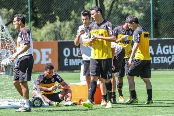 Imagens da reapresentação do Atlético nesta segunda - Jô não esteve na Cidade do Galo e foi cortado da lista do jogo contra a Chapecoense, na quarta feira