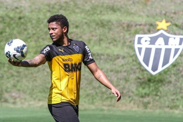 Imagens da reapresentação do Atlético nesta segunda - Jô não esteve na Cidade do Galo e foi cortado da lista do jogo contra a Chapecoense, na quarta feira